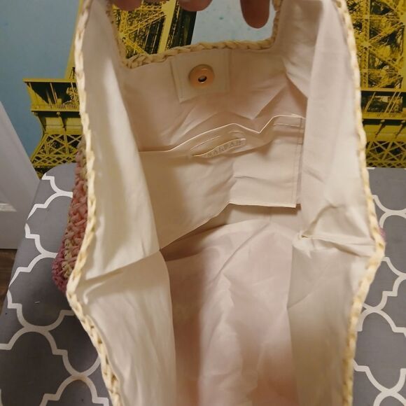 Shiraleah Chicago  Pink and Cream Woven Tote Bag - Picture 3 of 4